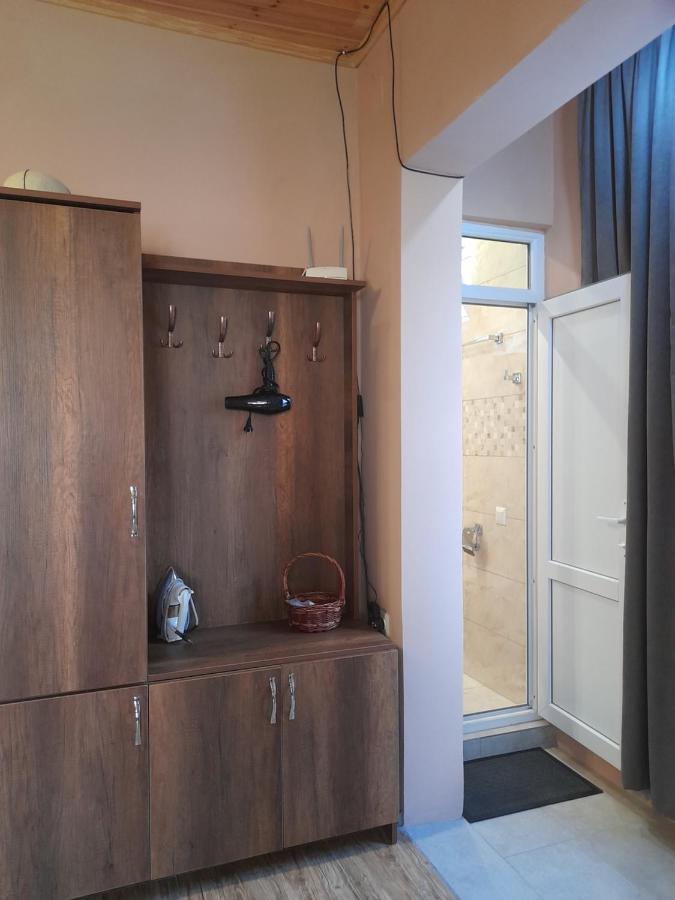 Lela Guest House Местія Екстер'єр фото